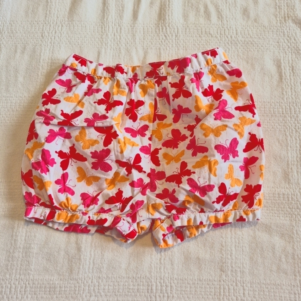 Gymboree girls size 12-18 months white with butterfly print, Vintage fit bigger
